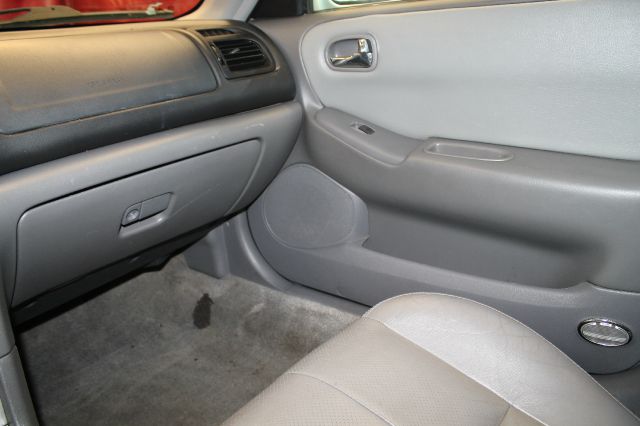 Mazda 626 2002 photo 2