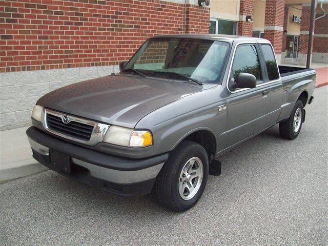 Mazda B-Series SE Pickup