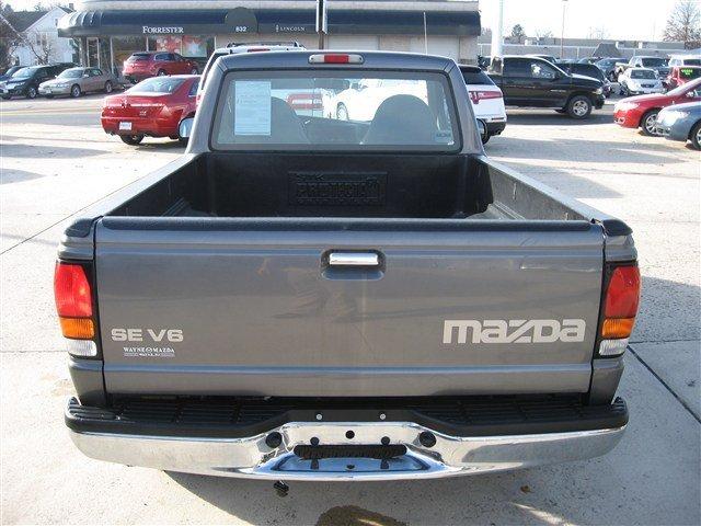 Mazda B-Series SE Pickup