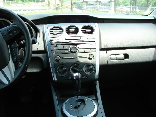 Mazda CX-7 2010 photo 4