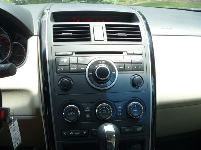 Mazda CX-9 2010 photo 2