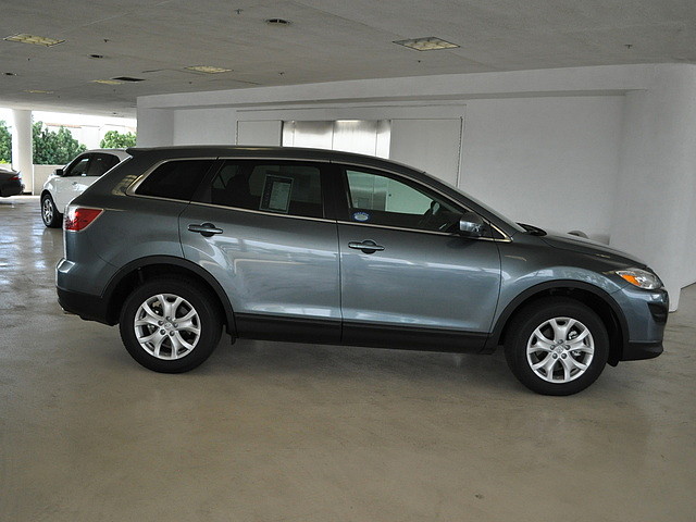 Mazda CX-9 2012 photo 2