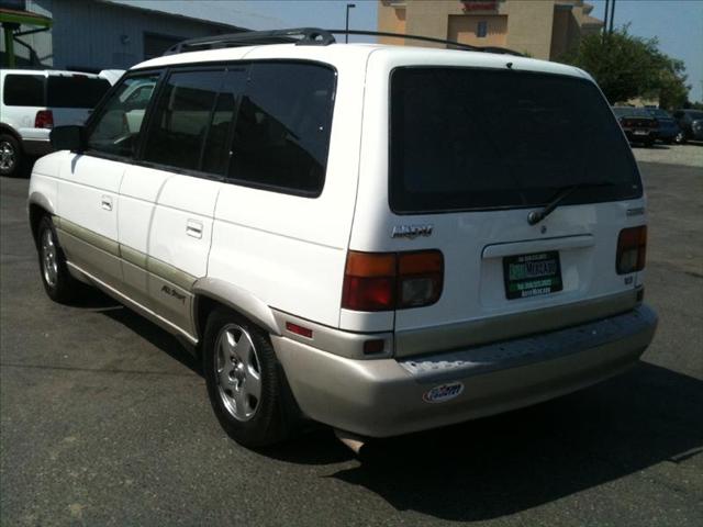 Mazda MPV 1997 photo 3