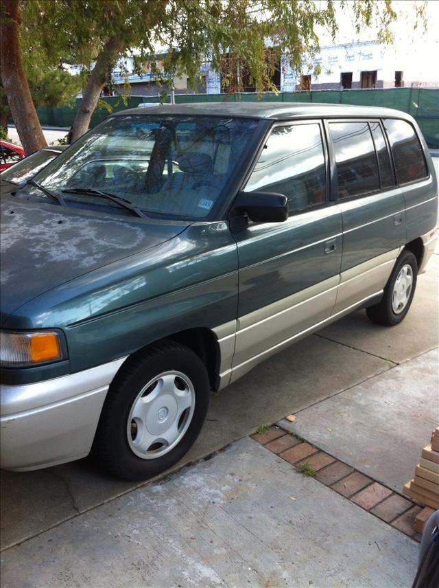 Mazda MPV 1998 photo 4