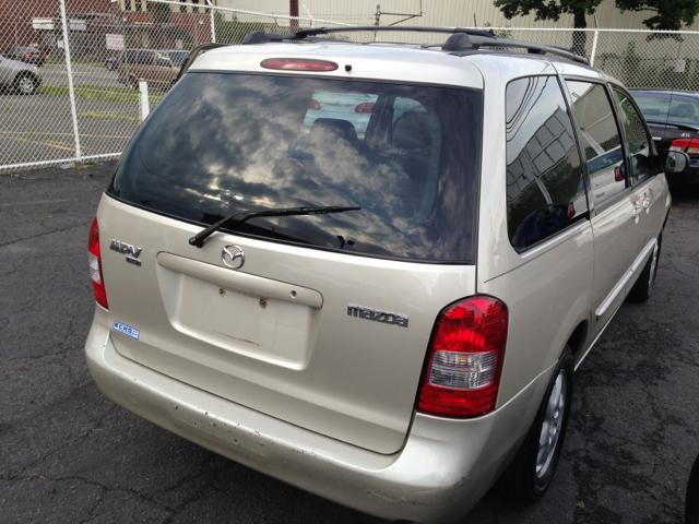 Mazda MPV 2000 photo 4