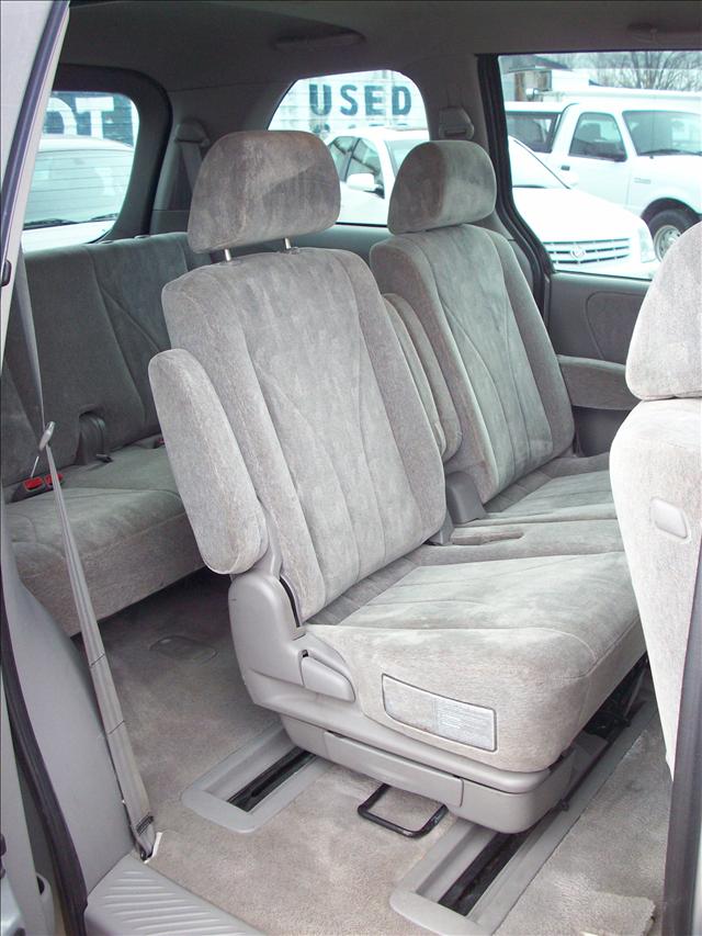 Mazda MPV 2001 photo 5