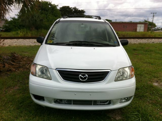 Mazda MPV 2001 photo 1