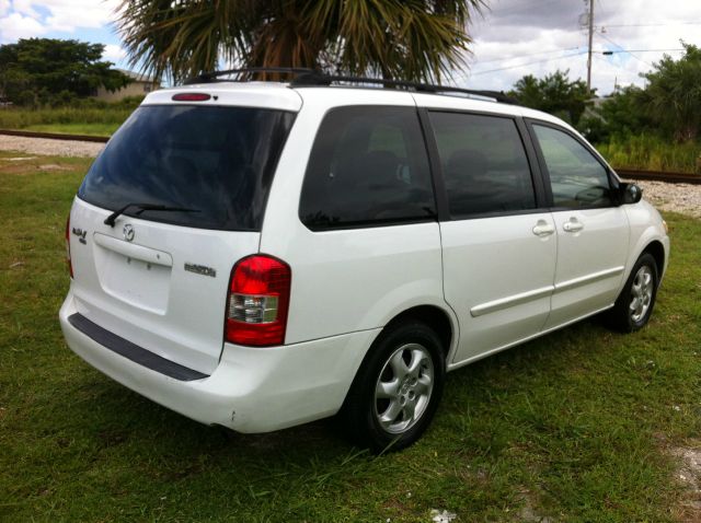 Mazda MPV 2001 photo 4