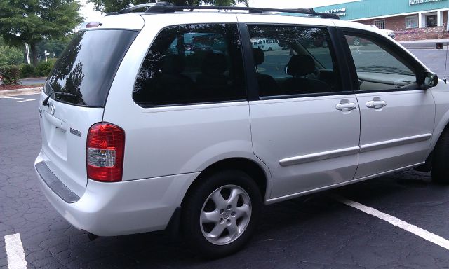 Mazda MPV 2001 photo 1