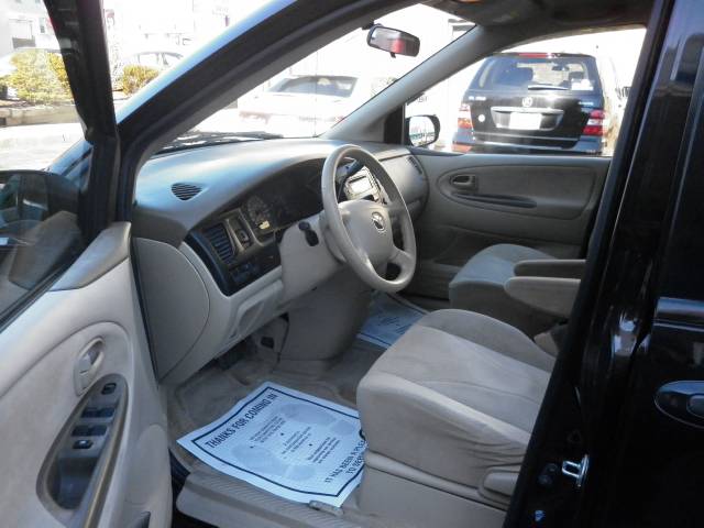 Mazda MPV 2001 photo 1