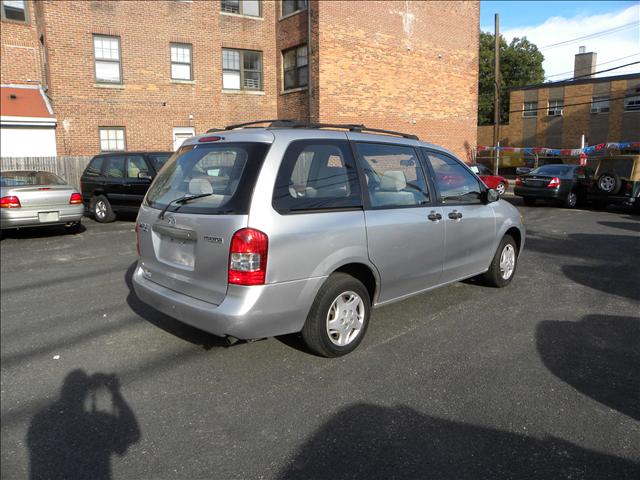 Mazda MPV 2001 photo 3