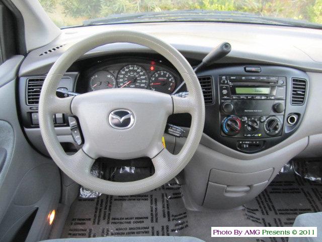 Mazda MPV 2002 photo 4