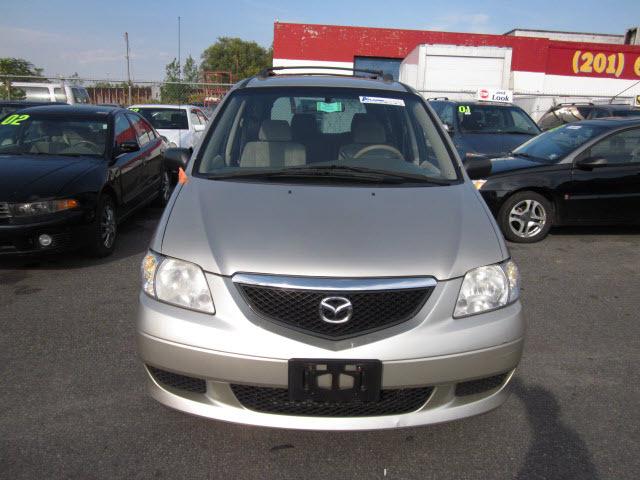 Mazda MPV 2002 photo 1