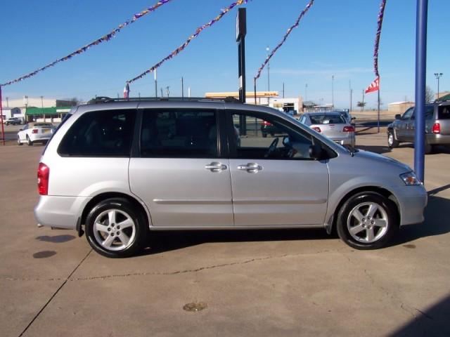 Mazda MPV 2002 photo 1