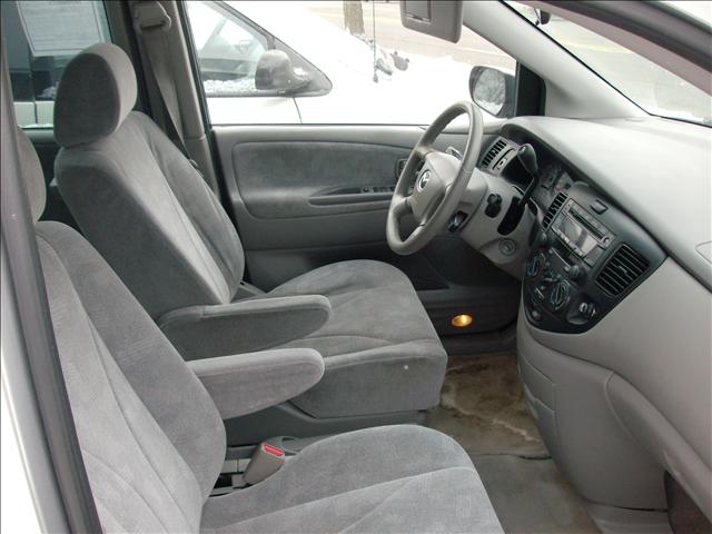 Mazda MPV 2002 photo 3