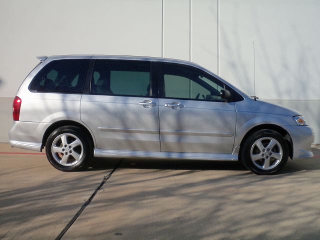 Mazda MPV 2003 photo 1