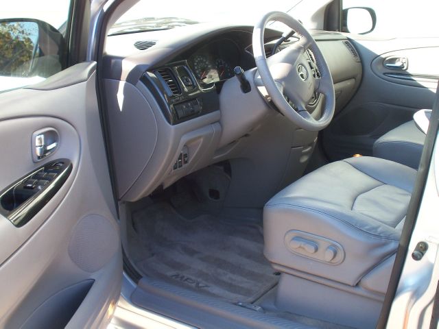 Mazda MPV 2003 photo 3