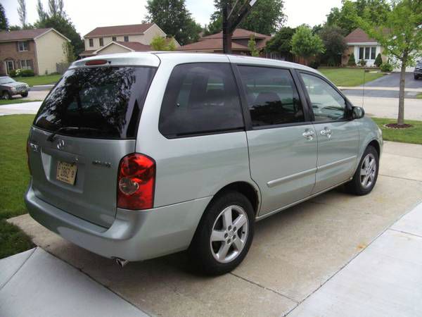 Mazda MPV 2003 photo 2