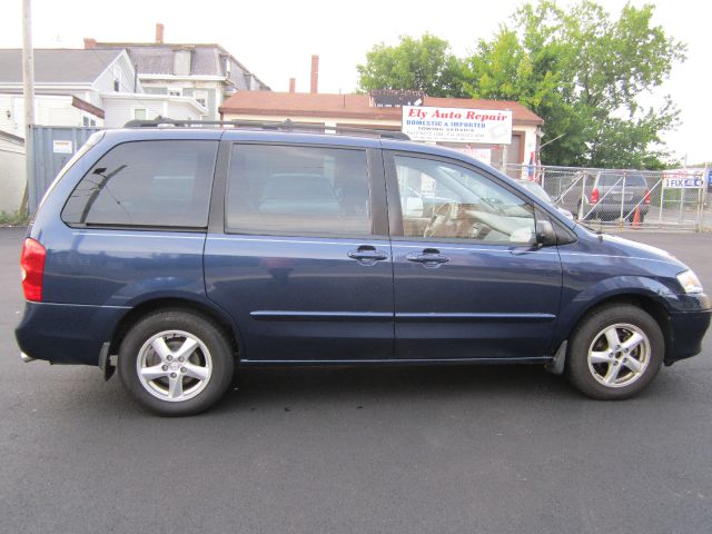 Mazda MPV 2003 photo 3