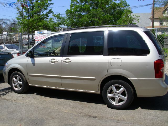 Mazda MPV 2003 photo 11