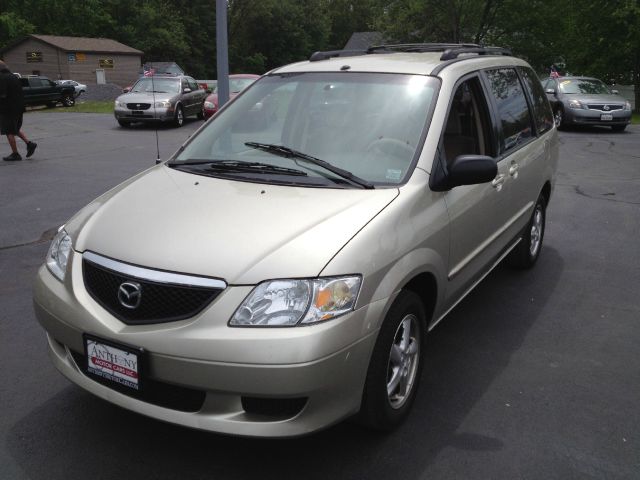 Mazda MPV 2003 photo 1