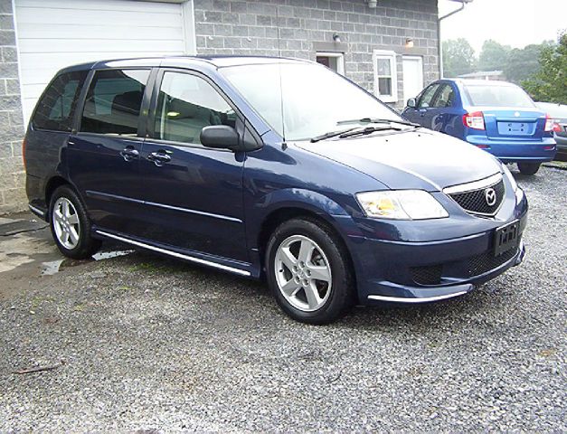 Mazda MPV 2003 photo 1