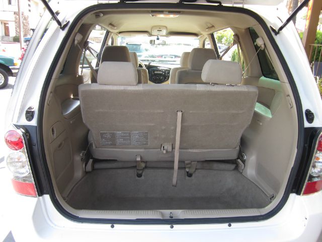 Mazda MPV 2004 photo 7