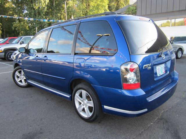 Mazda MPV 2004 photo 4