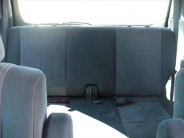 Mazda MPV 2004 photo 5