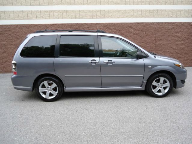 Mazda MPV 2004 photo 2