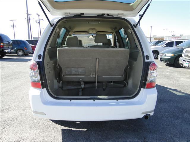 Mazda MPV 2005 photo 4