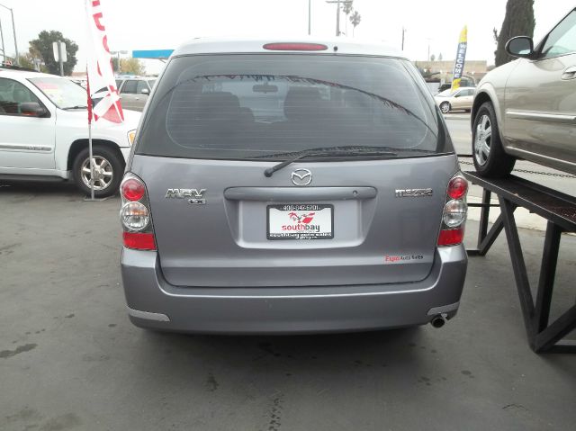 Mazda MPV 2005 photo 2