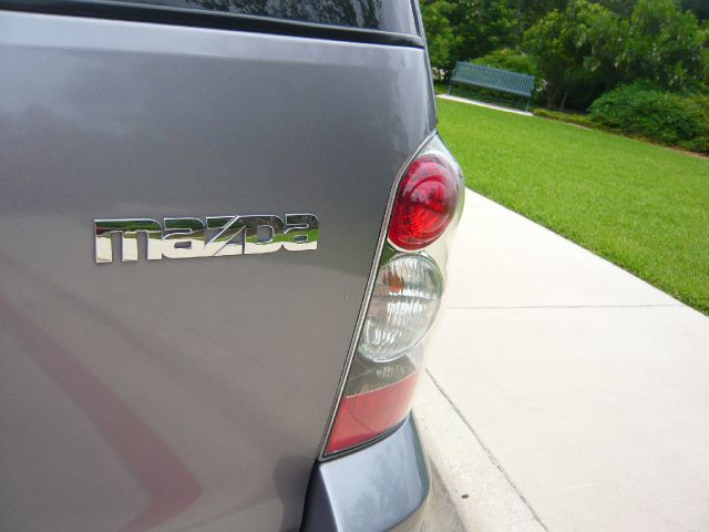 Mazda MPV 2005 photo 10