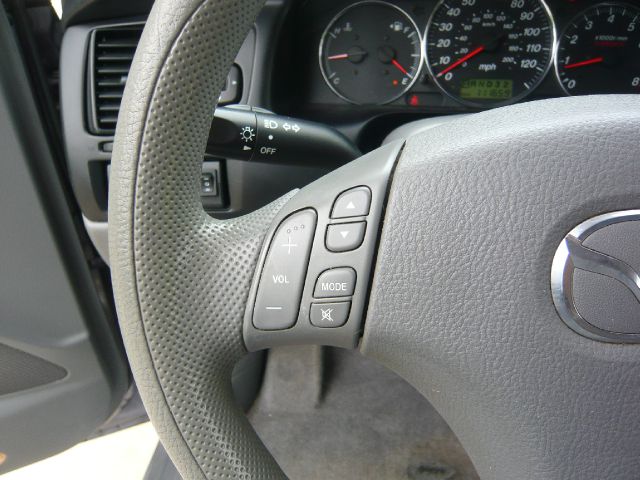 Mazda MPV 2005 photo 12