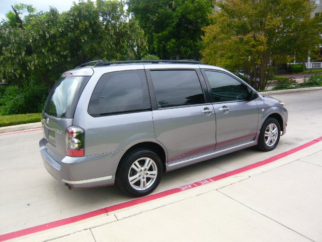 Mazda MPV 2005 photo 19