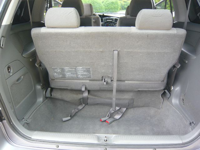 Mazda MPV 2005 photo 23