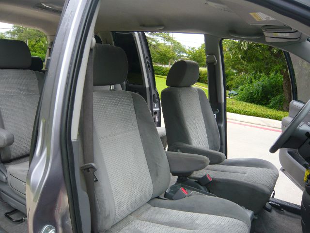 Mazda MPV 2005 photo 9