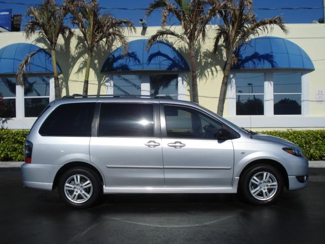 Mazda MPV 2006 photo 1