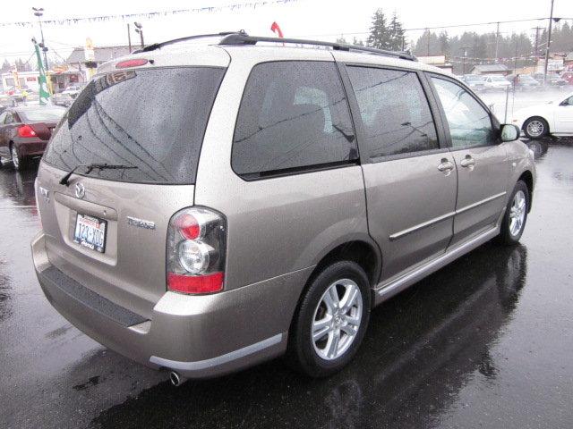 Mazda MPV 2006 photo 1