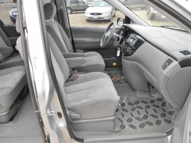 Mazda MPV 2006 photo 3