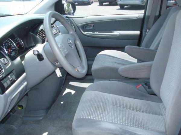 Mazda MPV 2006 photo 4