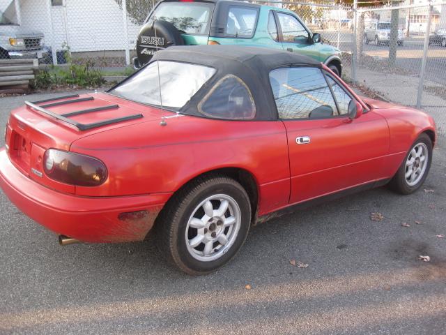 Mazda MX-5 Miata 1990 photo 2