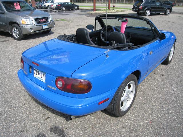 Mazda MX-5 Miata 1991 photo 2