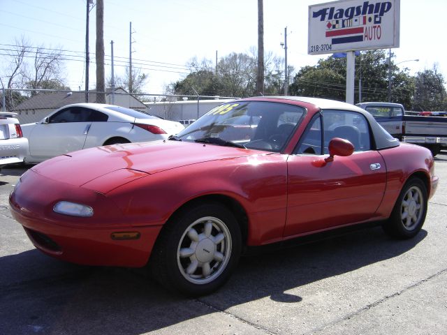 Mazda MX-5 Miata 1991 photo 2