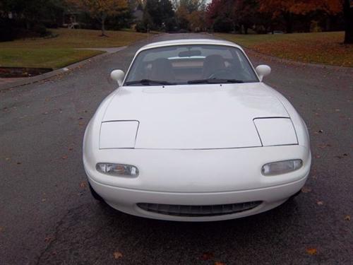 Mazda MX-5 Miata 1995 photo 2