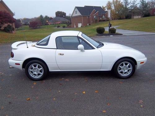 Mazda MX-5 Miata 1995 photo 3