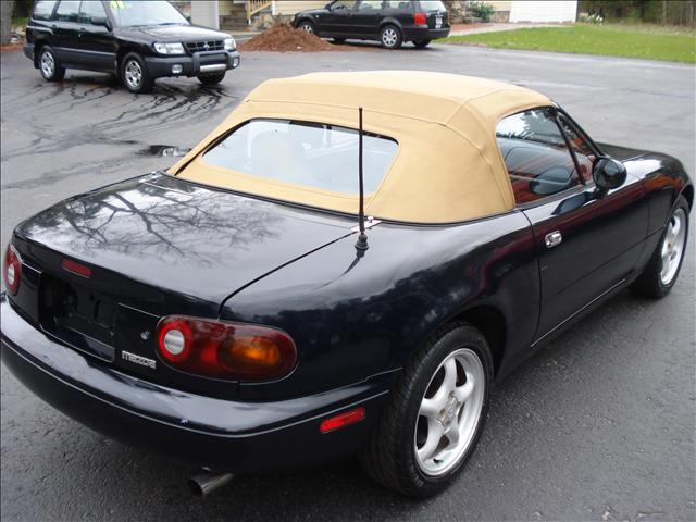 Mazda MX-5 Miata 1995 photo 5