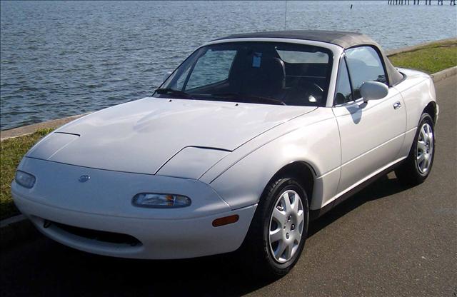 Mazda MX-5 Miata 1997 photo 4