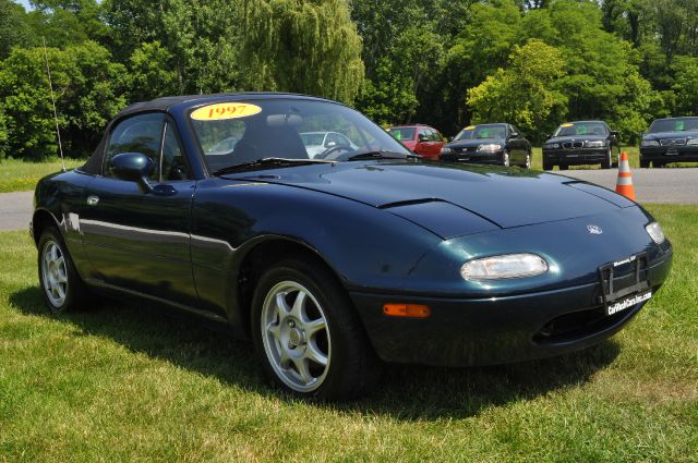 Mazda MX-5 Miata 1997 photo 3