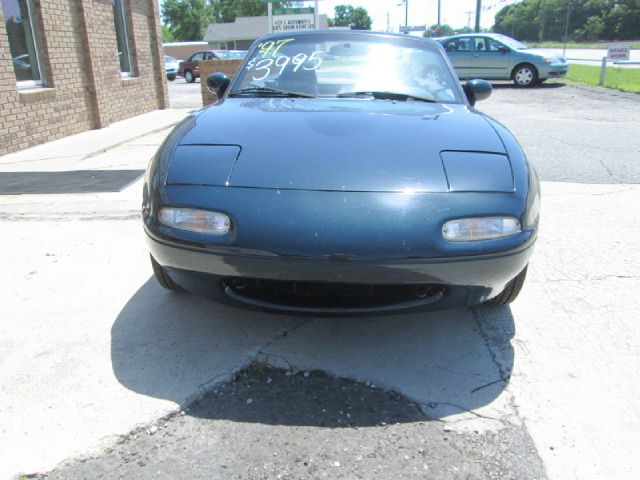 Mazda MX-5 Miata 1997 photo 4